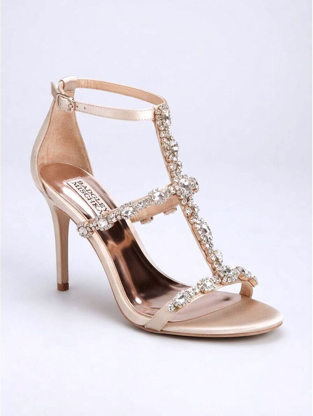Badgley Mischka Champagne Satin Crystal T-Strap Stiletto Heel Sandals Womens 7.5